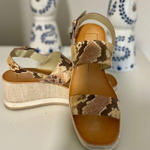 Dolce Vita 9.5 Women's shoes Idrah Wedge Sandal